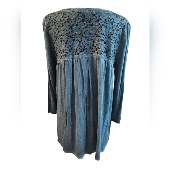 NWT Energe Blue Lace Large Detail Women's Top - Picture 8 of 8